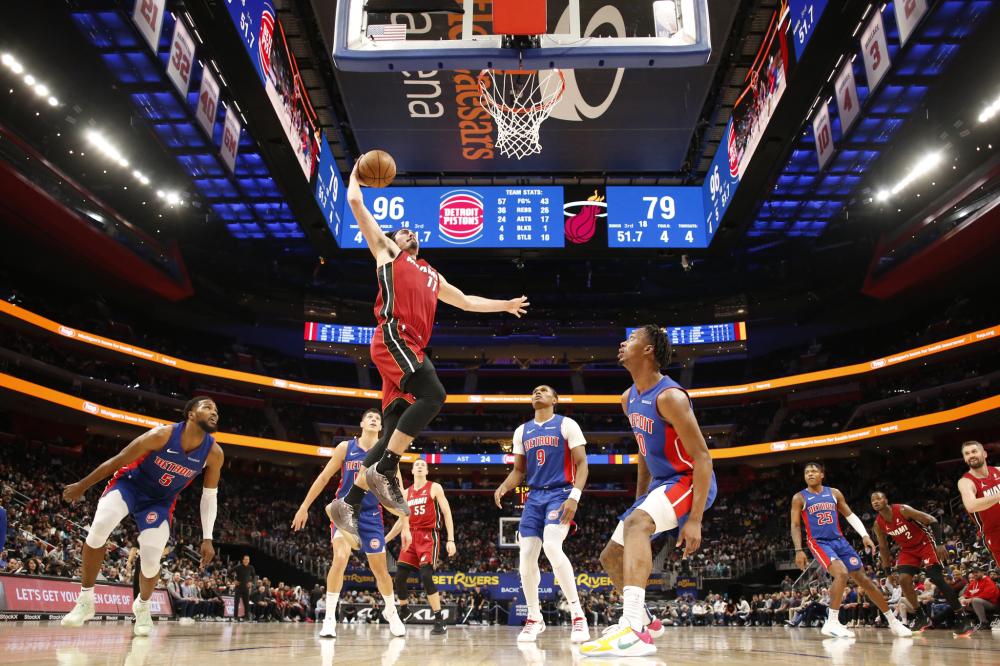 限制了他们 限制了他们