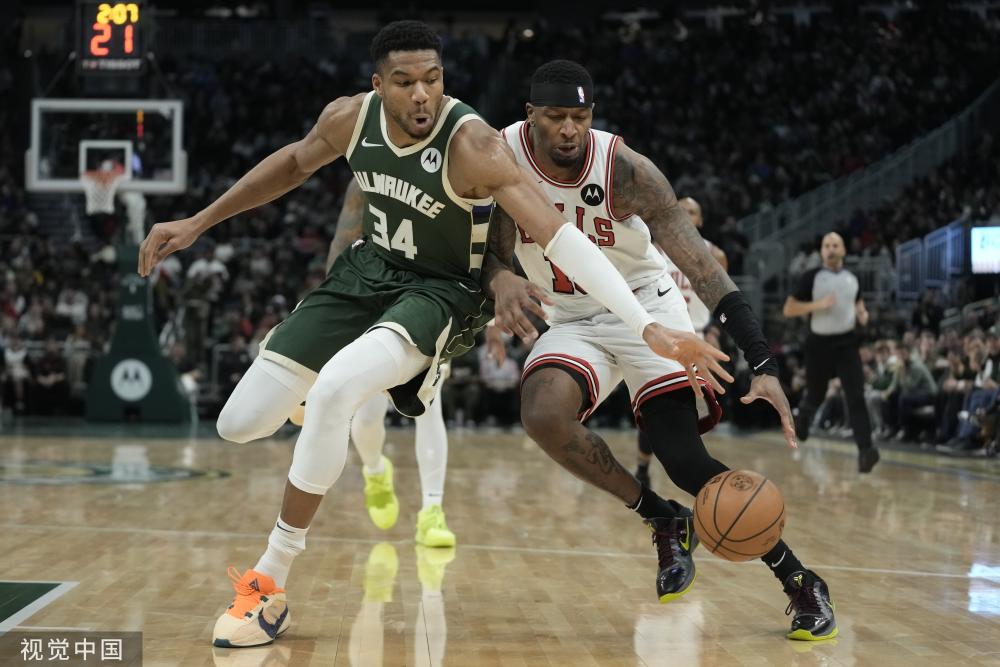 赛事中占据 赛事中占据