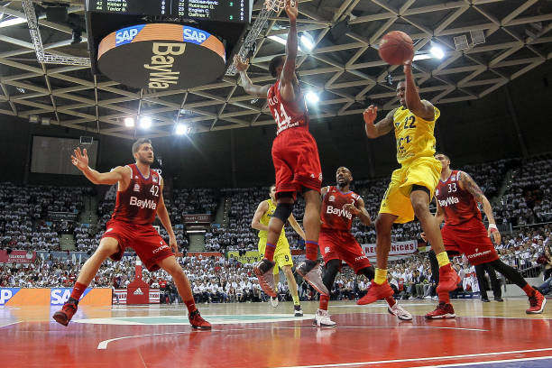 讨夸安萨对 讨夸安萨对